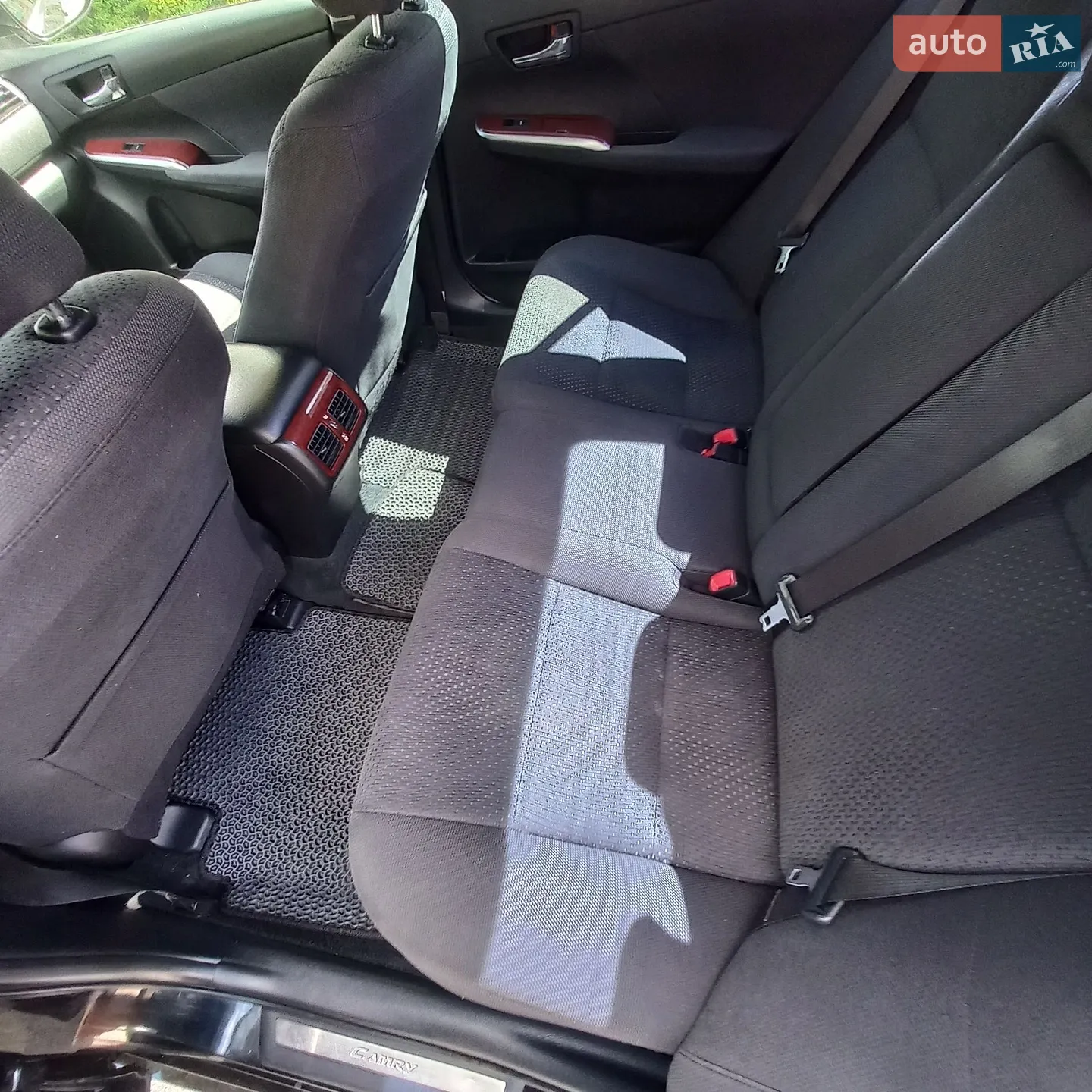 2014 Toyota Camry - мініатюра 20