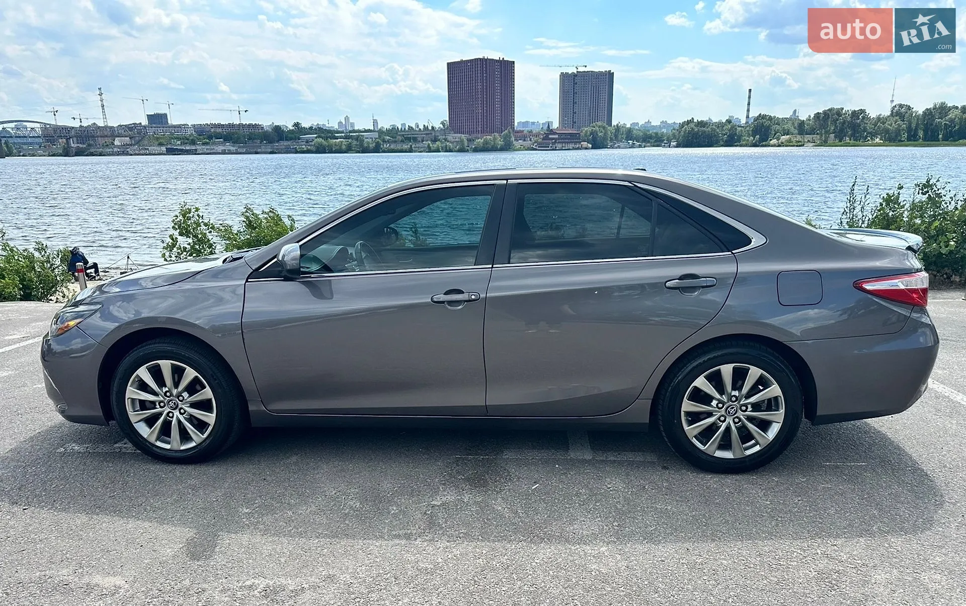 2016 Toyota Camry - мініатюра 6