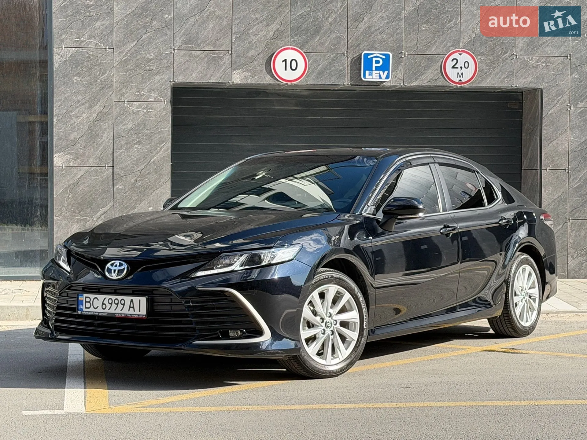 2023 Toyota Camry - мініатюра 2