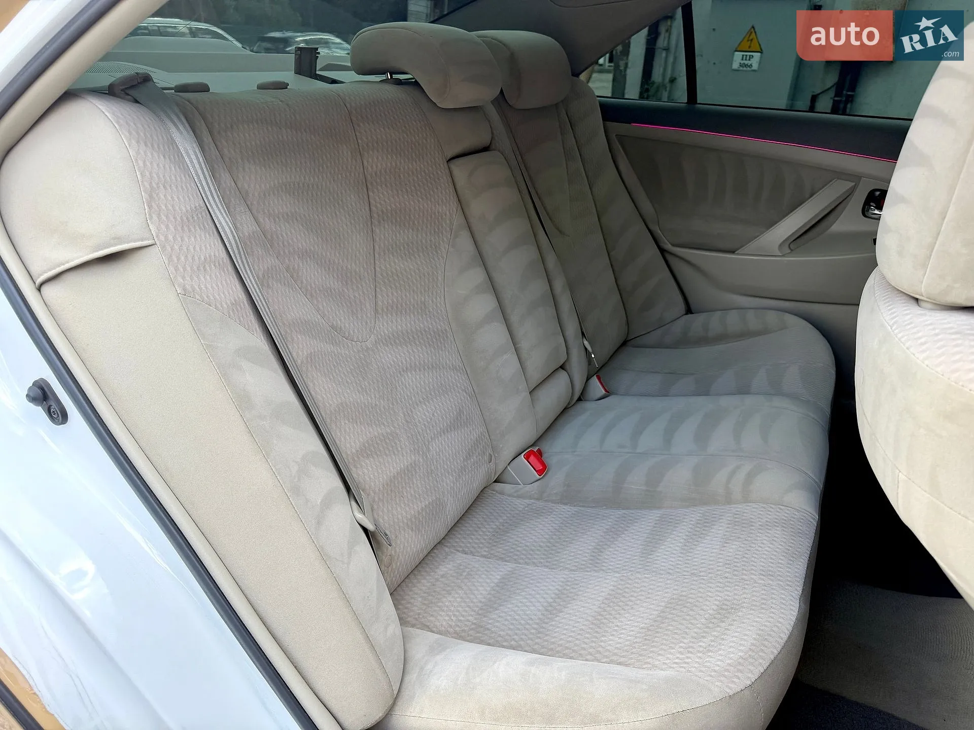 2010 Toyota Camry - мініатюра 9