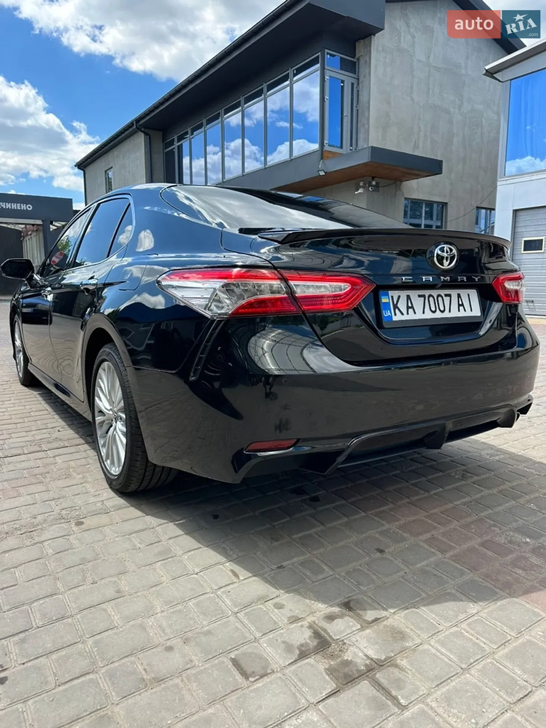 2018 Toyota Camry - мініатюра 8