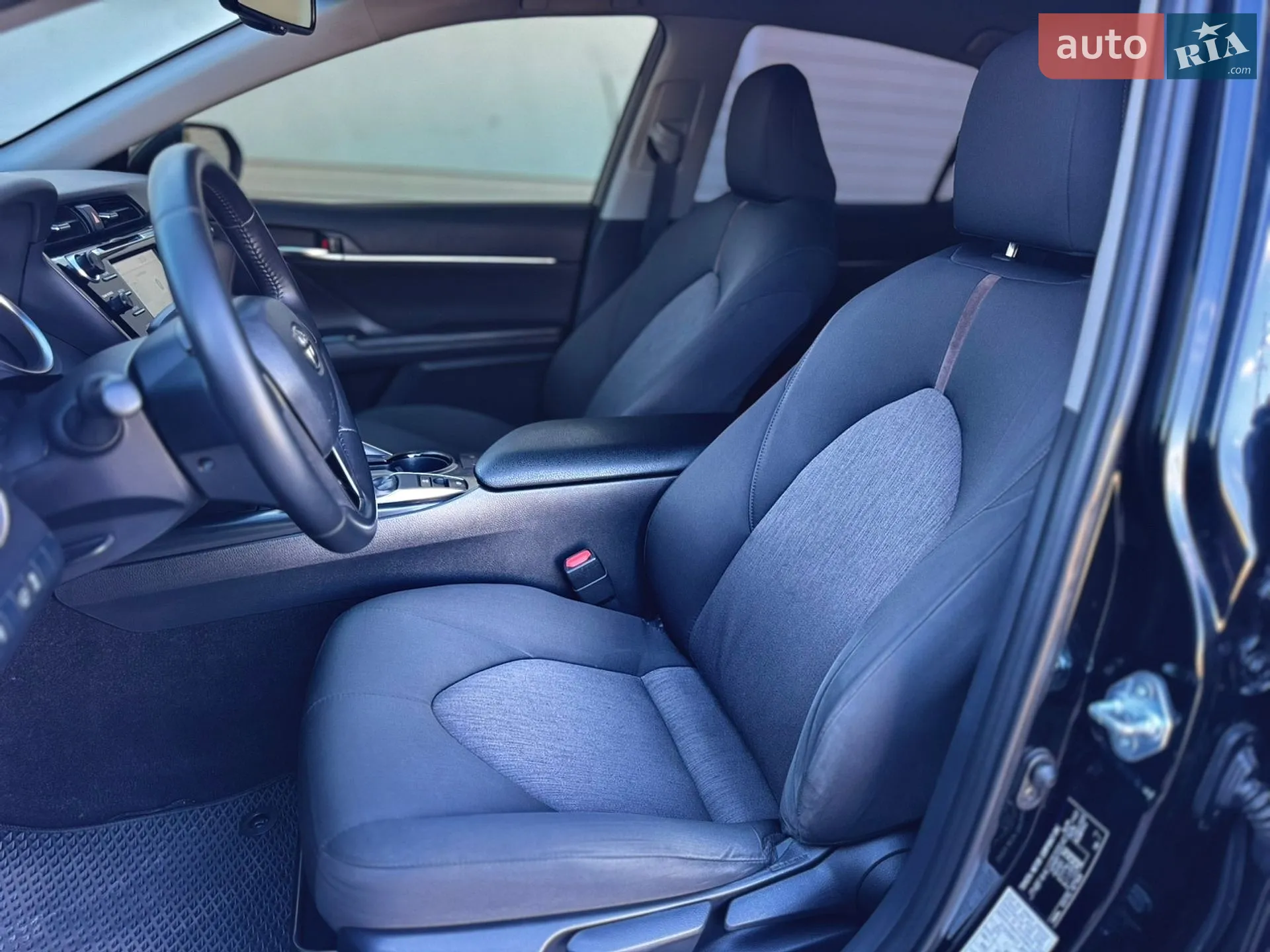 2019 Toyota Camry - мініатюра 11