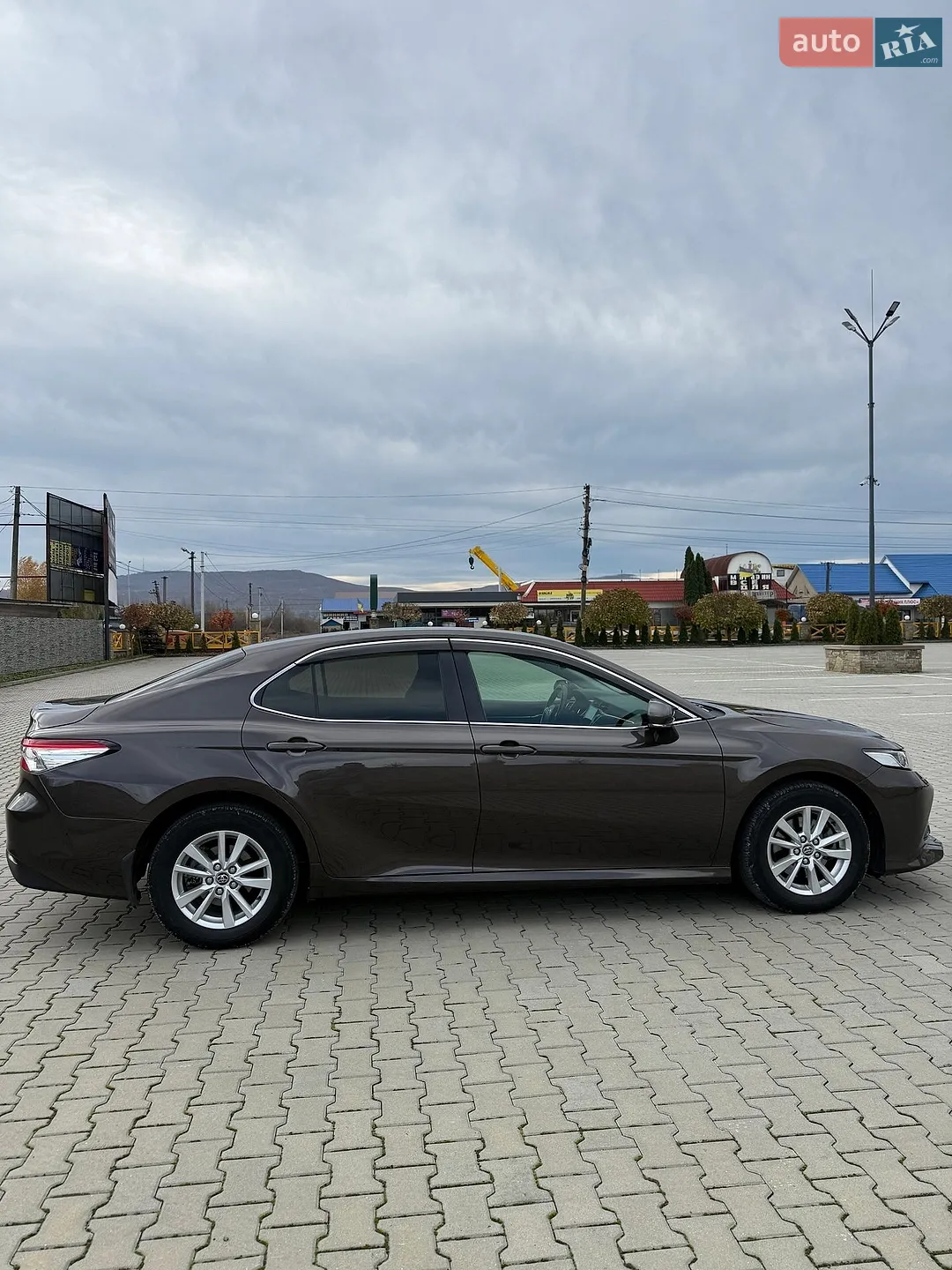2018 Toyota Camry - мініатюра 3