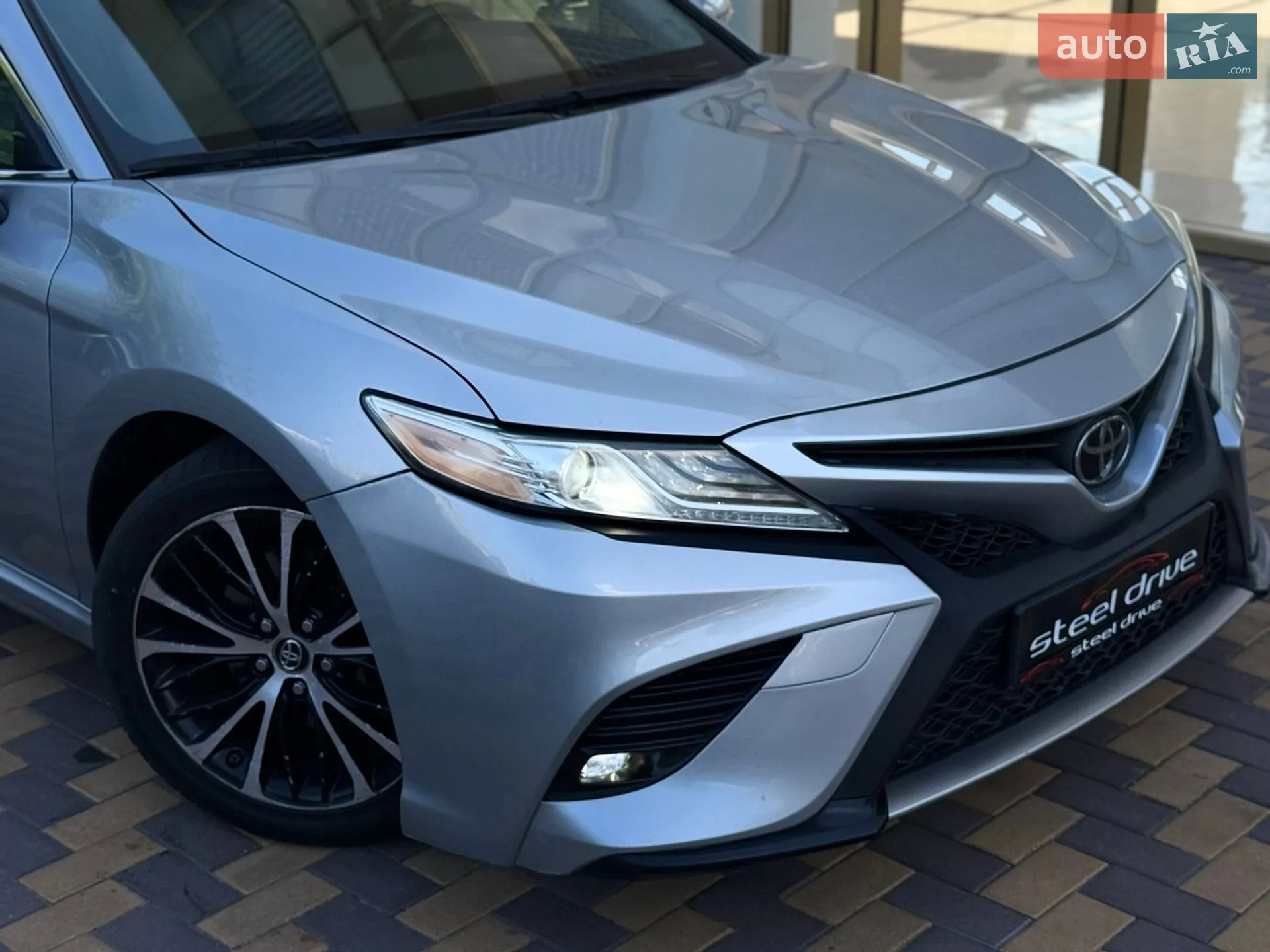2018 Toyota Camry - мініатюра 11
