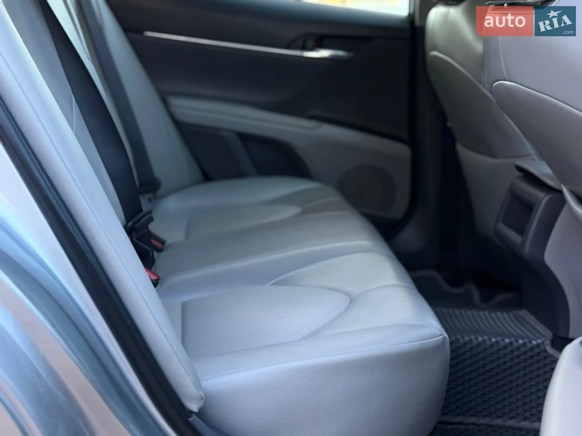 2018 Toyota Camry - мініатюра 24