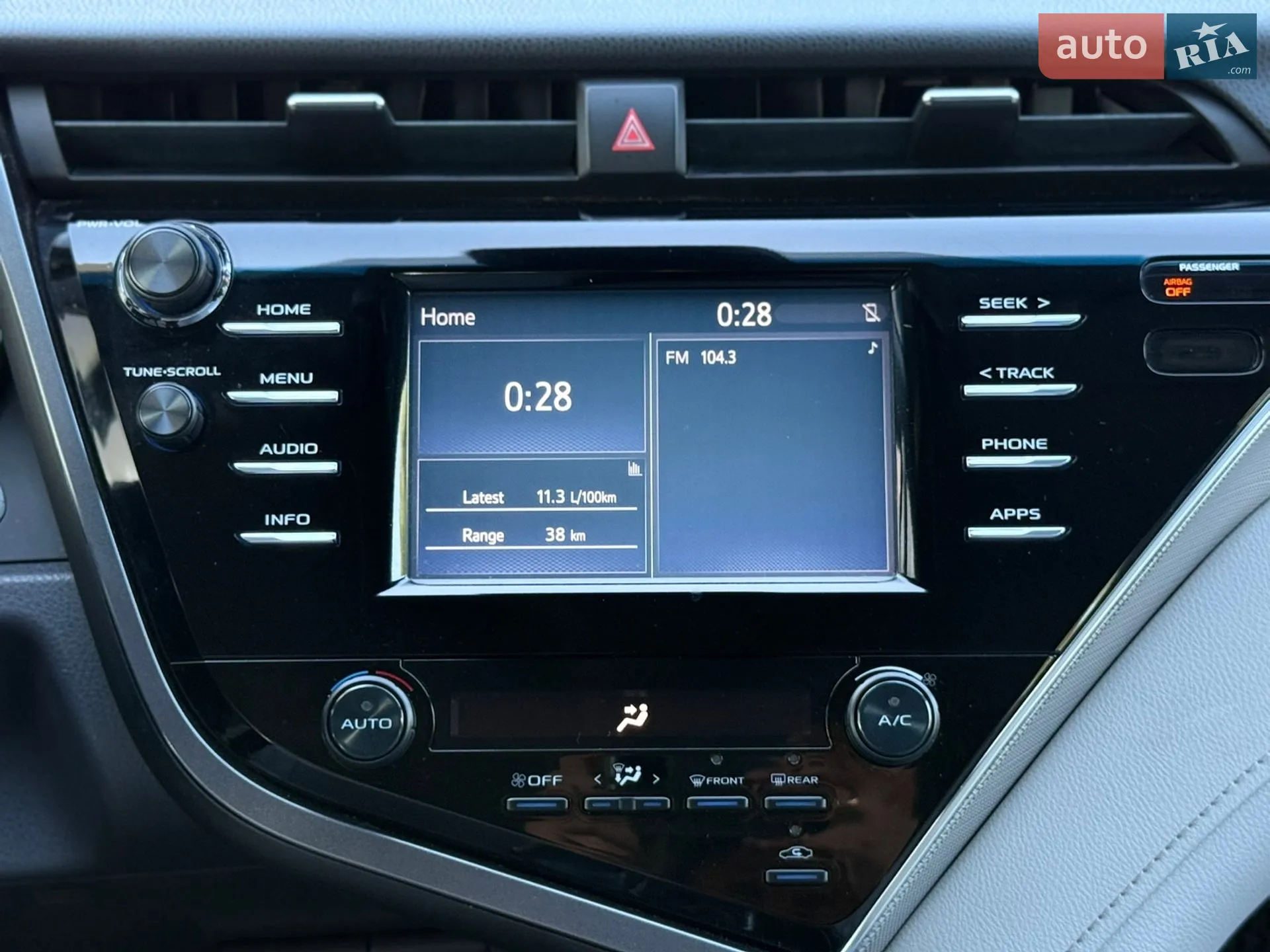 2018 Toyota Camry - мініатюра 33