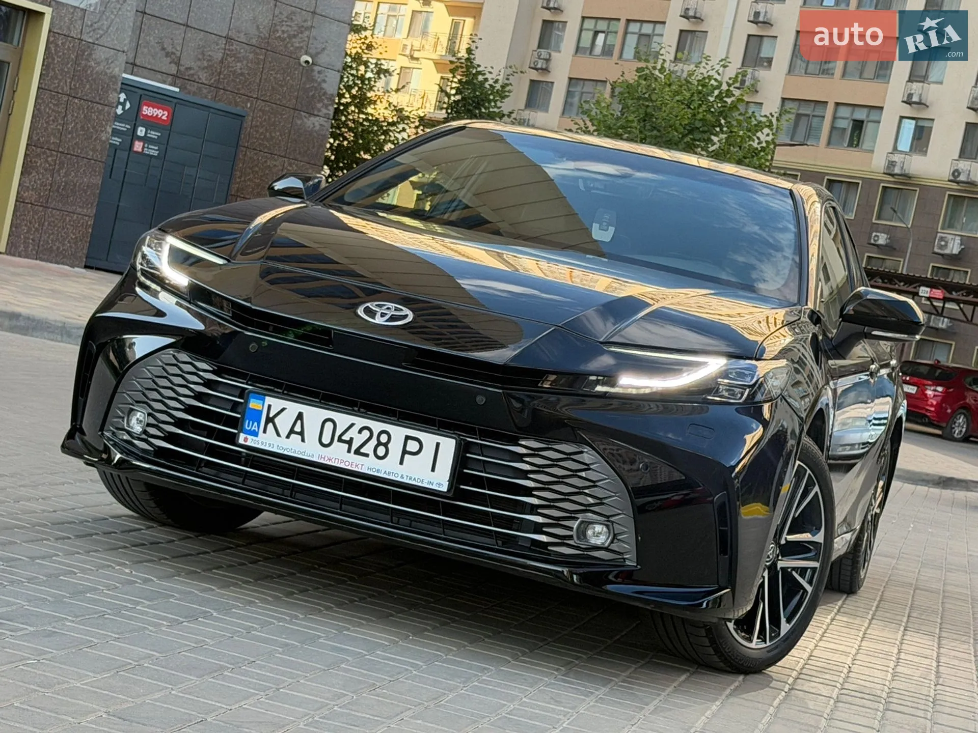 2025 Toyota Camry - мініатюра 18