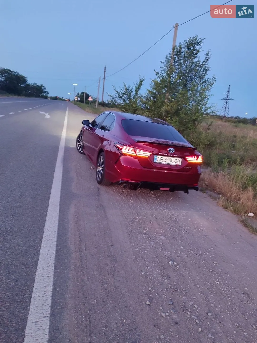 2018 Toyota Camry - мініатюра 3