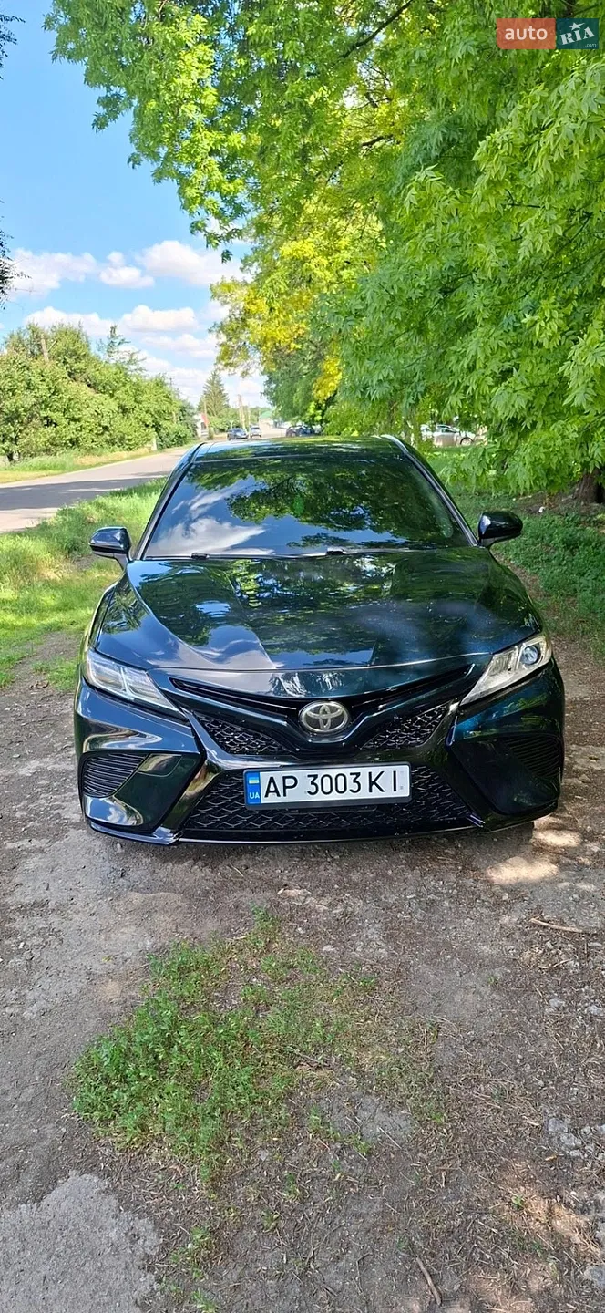 2017 Toyota Camry - фото 1