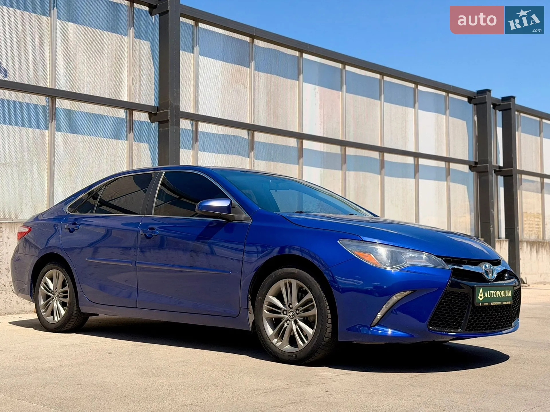 2015 Toyota Camry - мініатюра 5