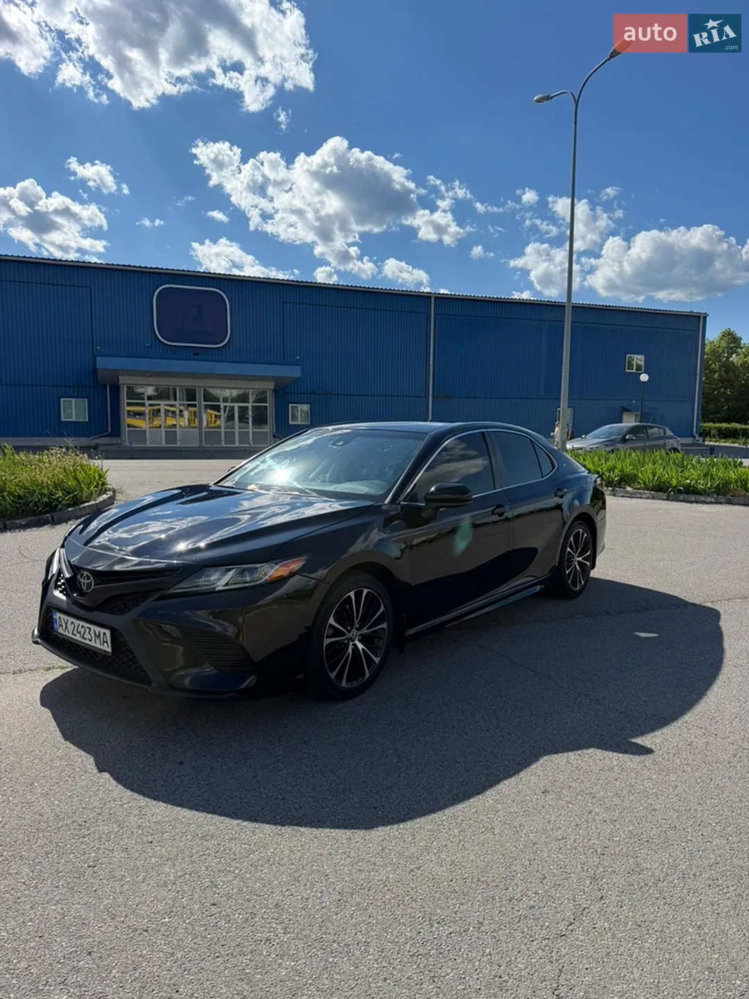 2018 Toyota Camry - мініатюра 3