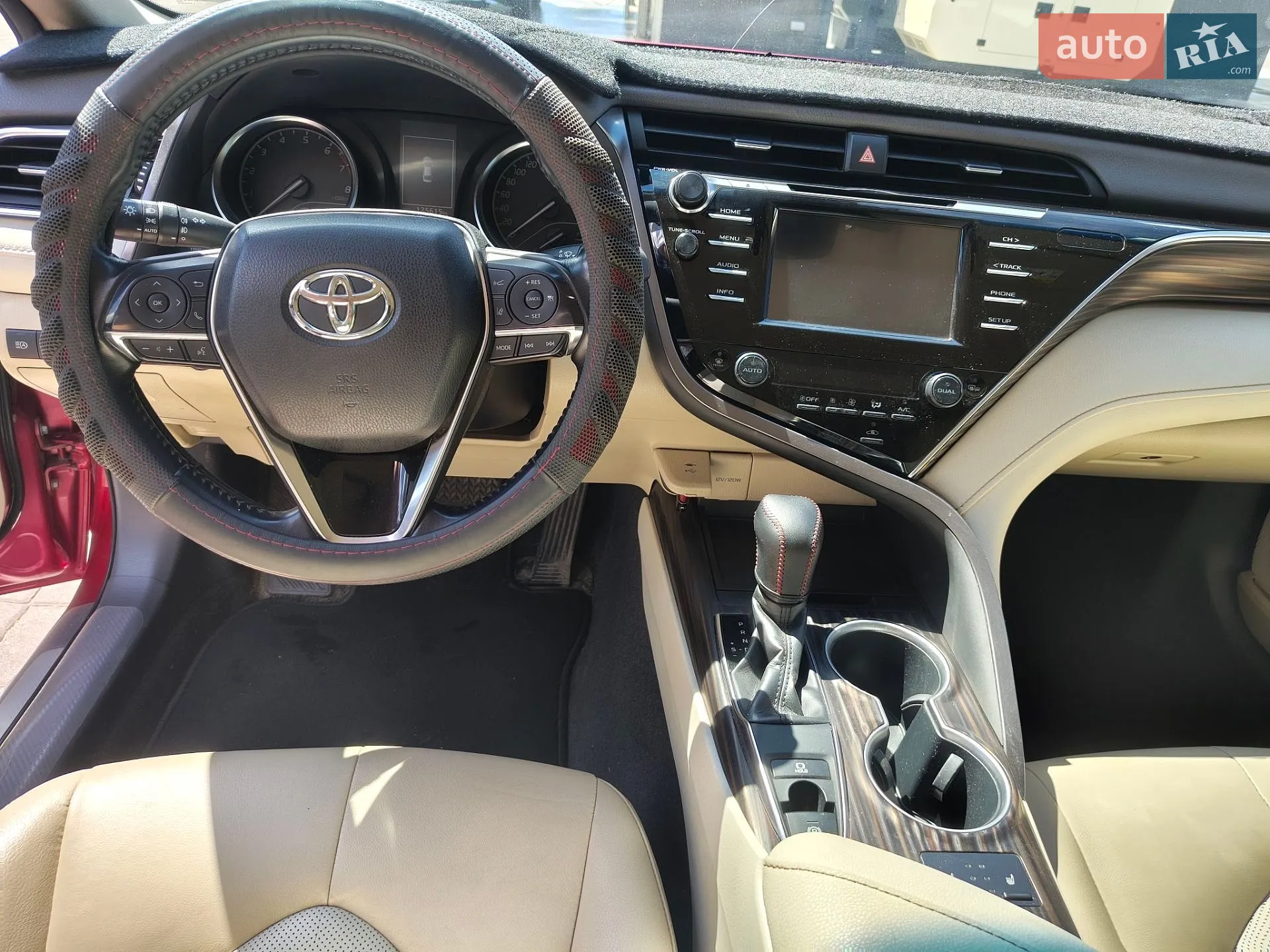 2018 Toyota Camry - мініатюра 19