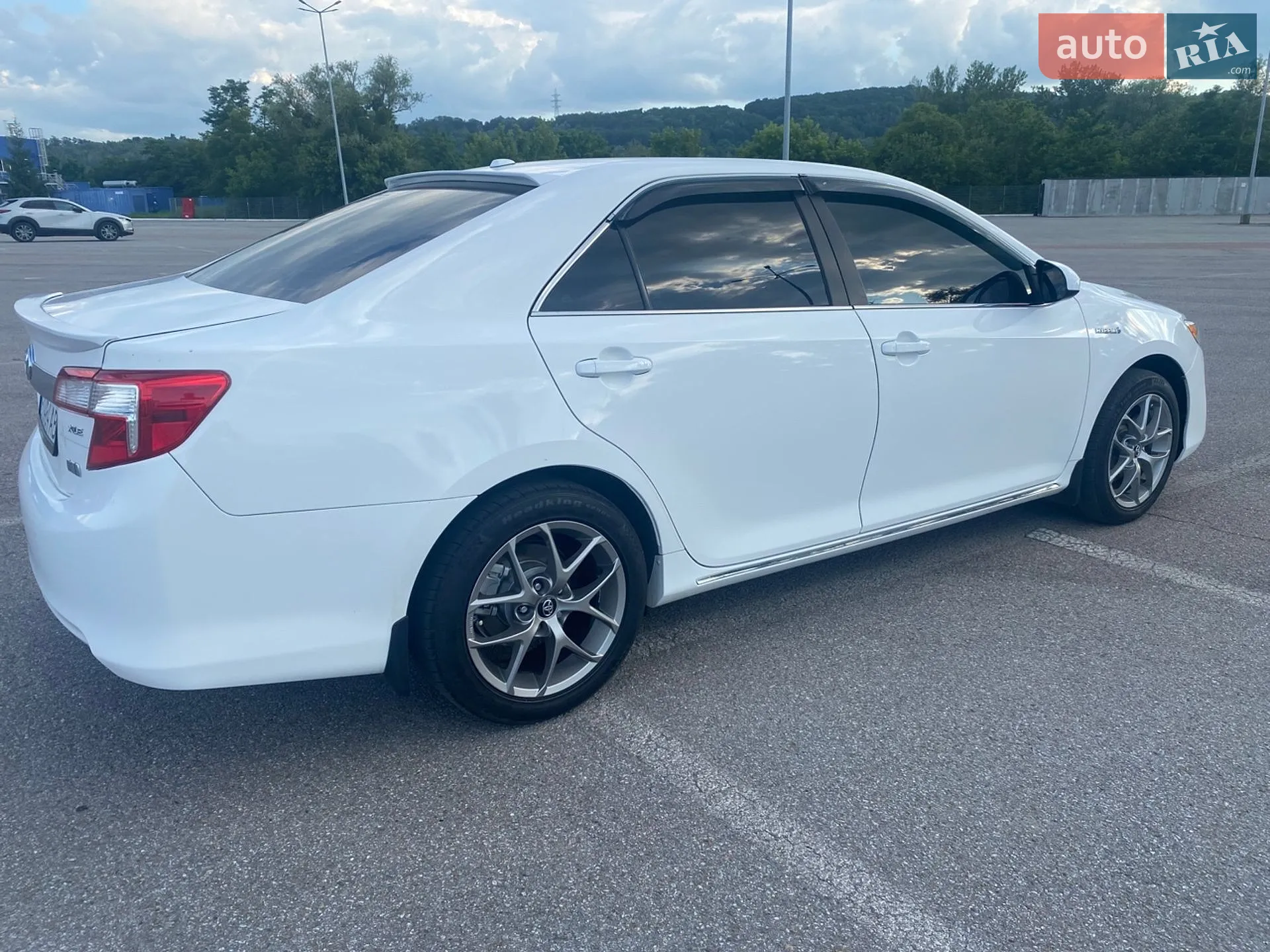 2014 Toyota Camry - мініатюра 5