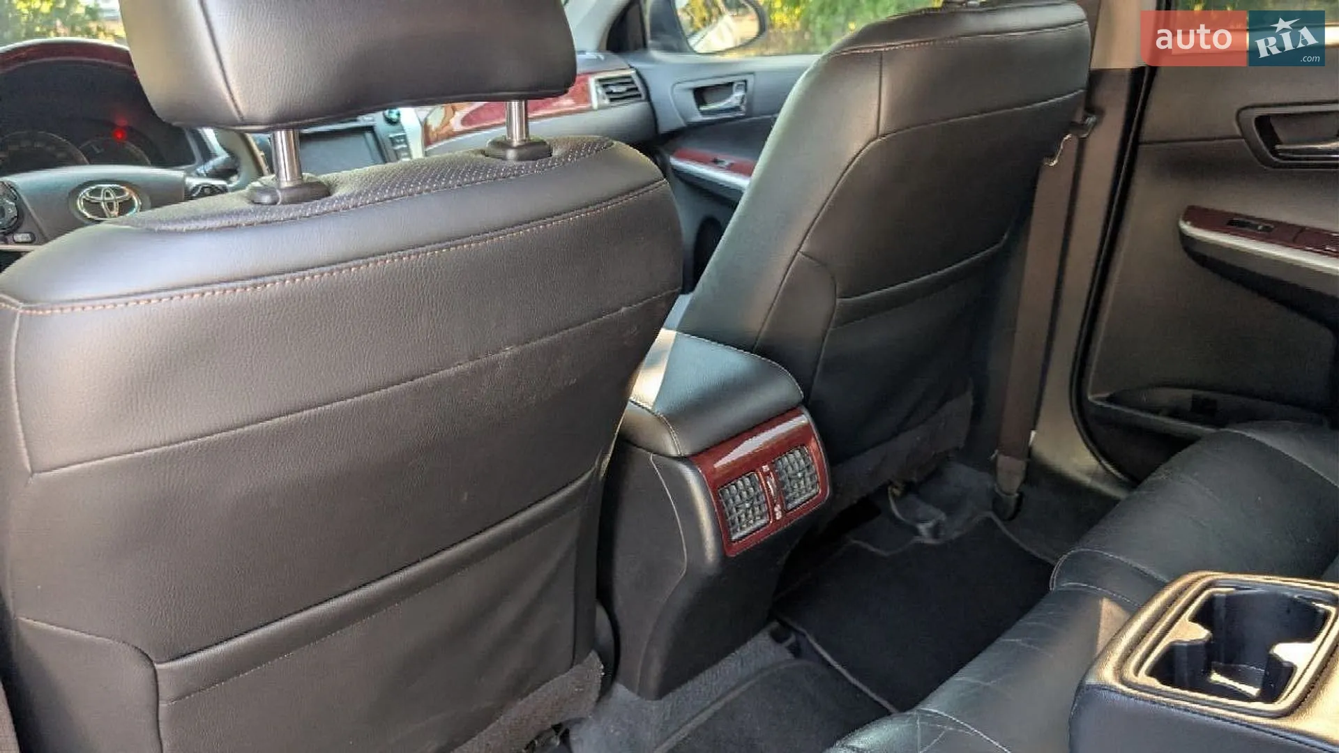 2014 Toyota Camry - мініатюра 11