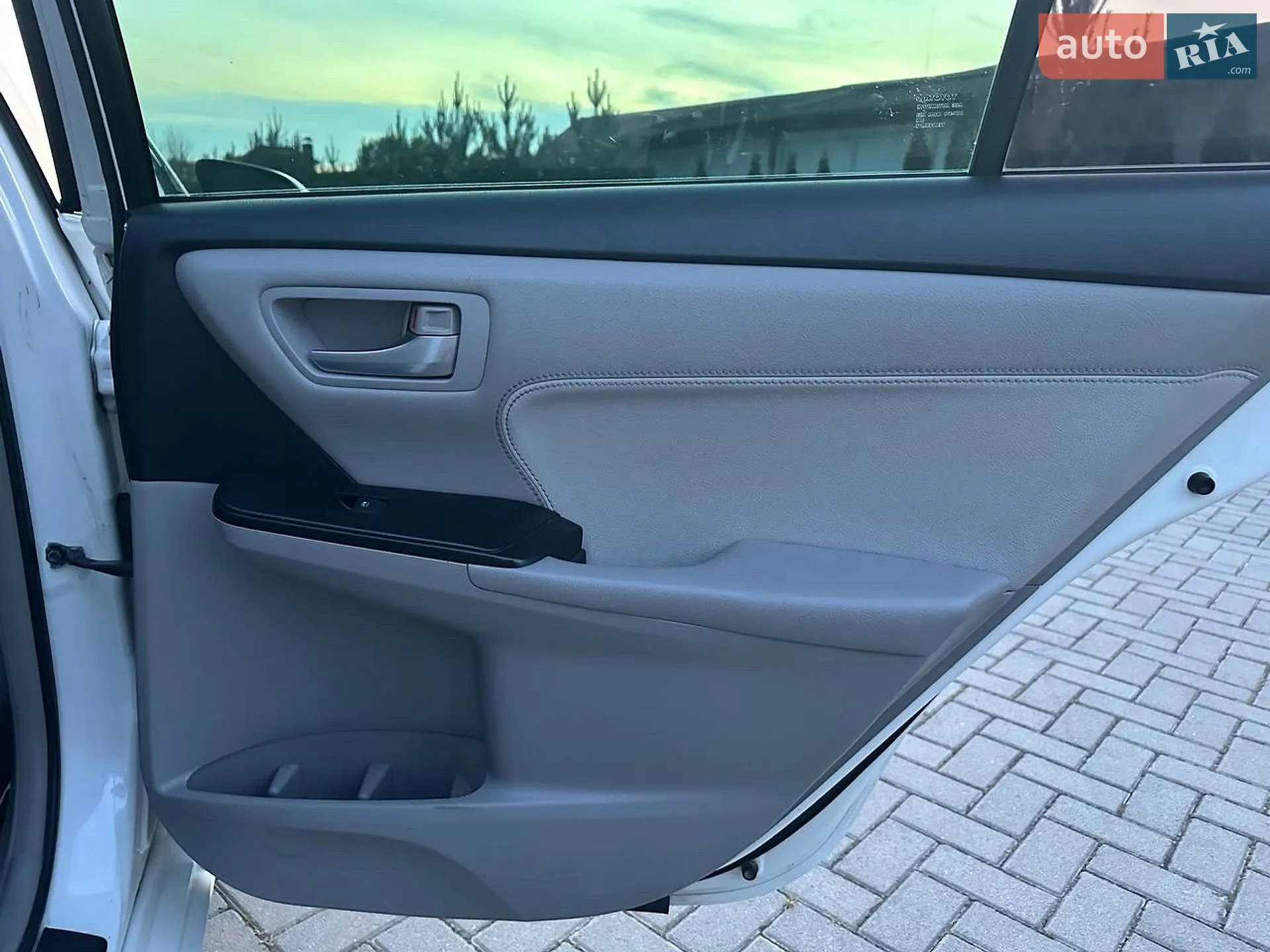 2015 Toyota Camry - мініатюра 18