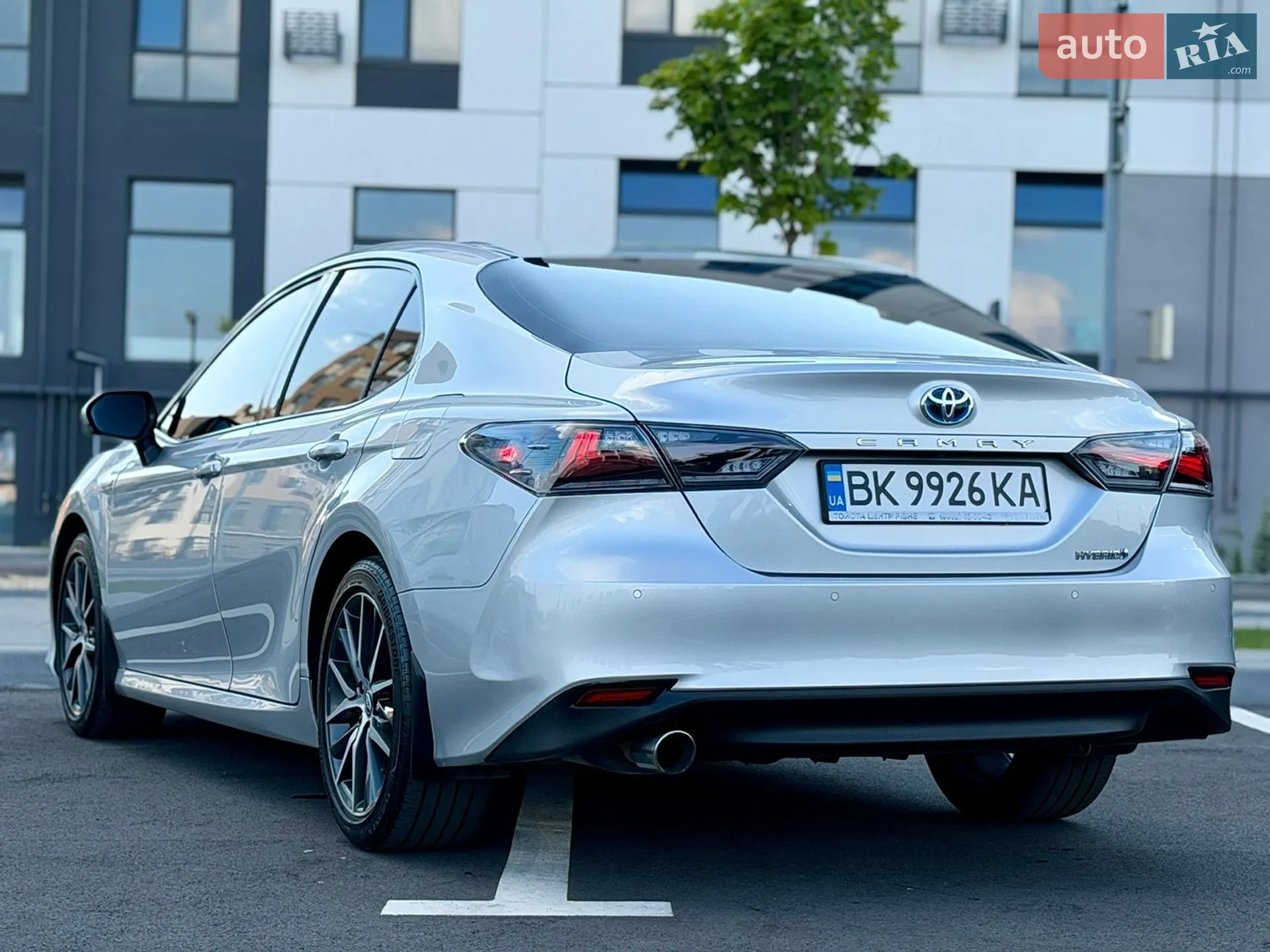 2020 Toyota Camry - мініатюра 9
