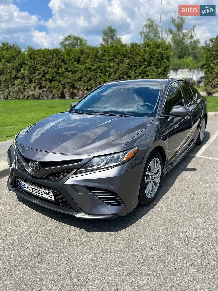 2018 Toyota Camry - мініатюра 17