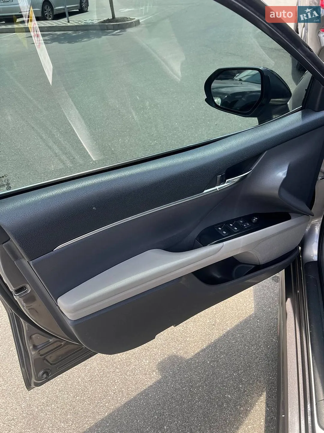 2018 Toyota Camry - мініатюра 14