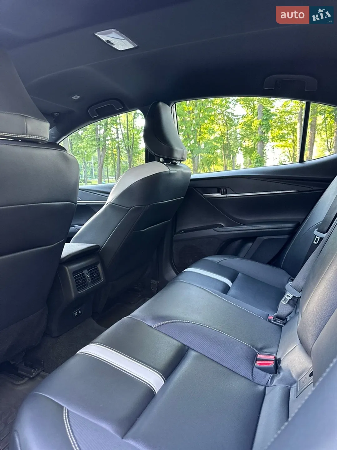 2024 Toyota Camry - мініатюра 16