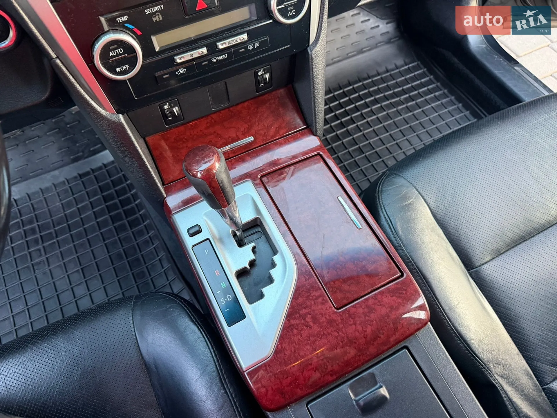 2011 Toyota Camry - мініатюра 38