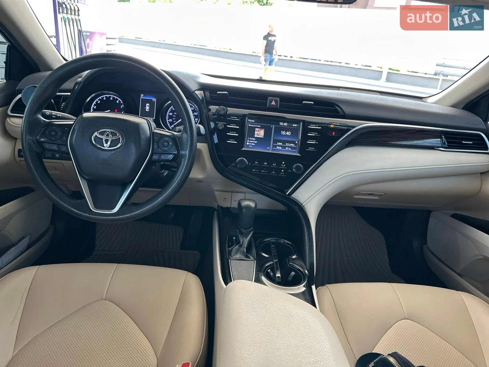 2017 Toyota Camry - мініатюра 13