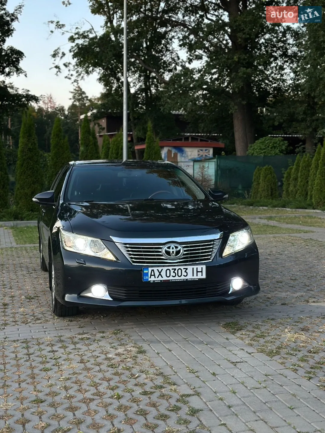2012 Toyota Camry - фото 1