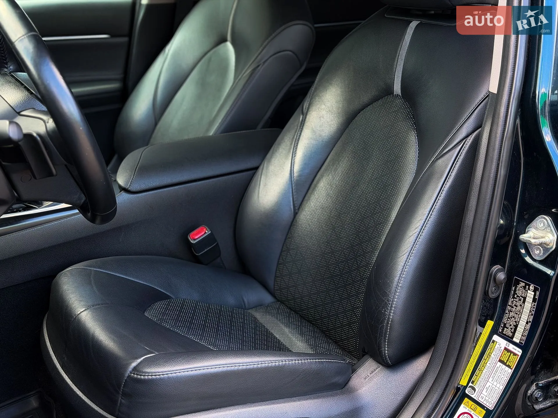 2018 Toyota Camry - мініатюра 13