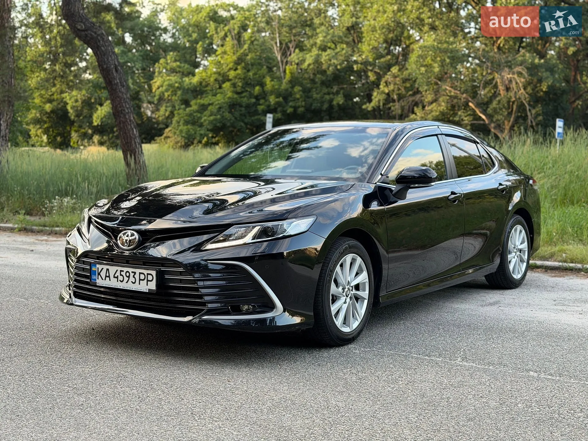 2024 Toyota Camry - мініатюра 2