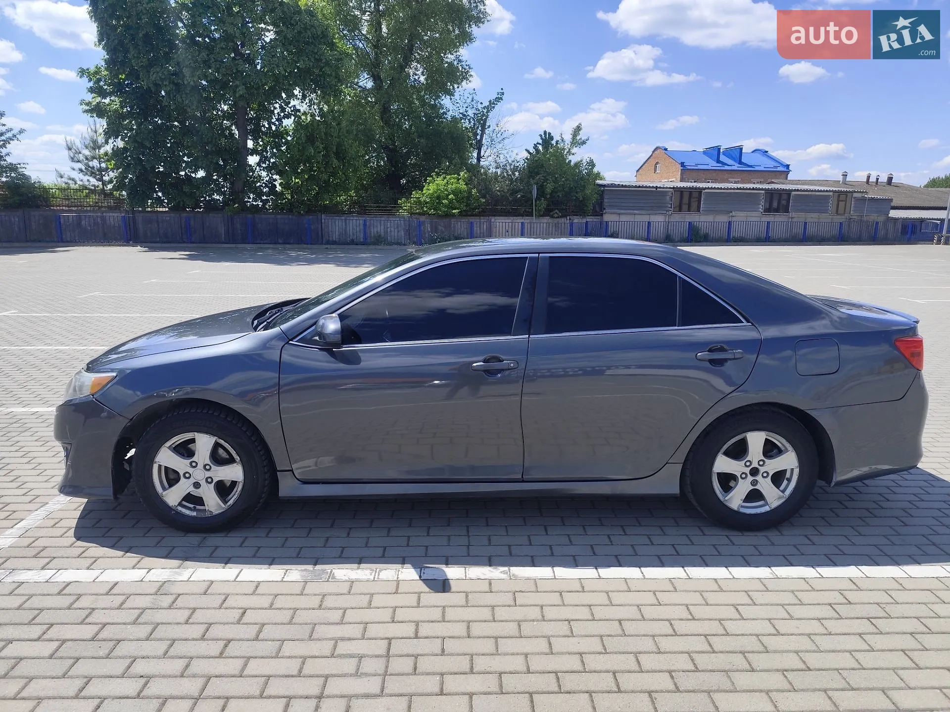 2014 Toyota Camry - мініатюра 3
