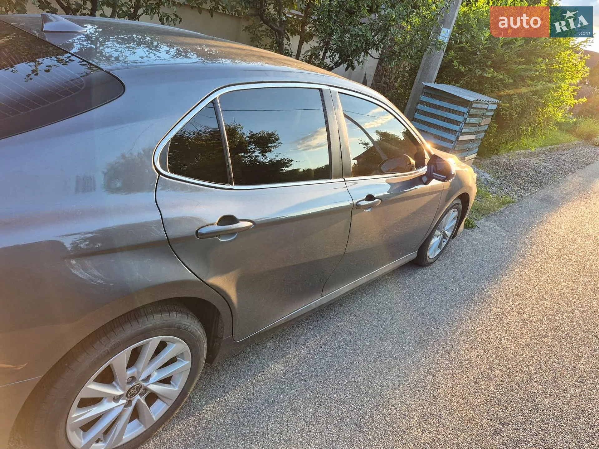 2022 Toyota Camry - мініатюра 2