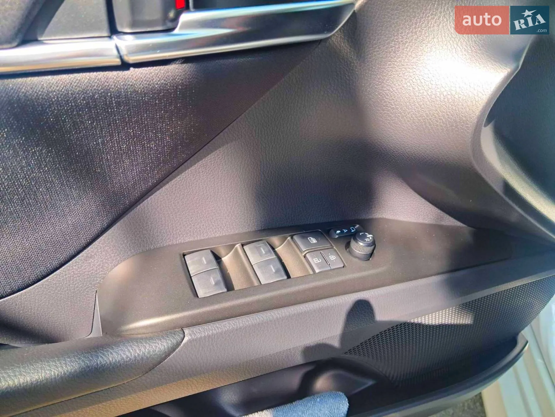 2021 Toyota Camry - мініатюра 41
