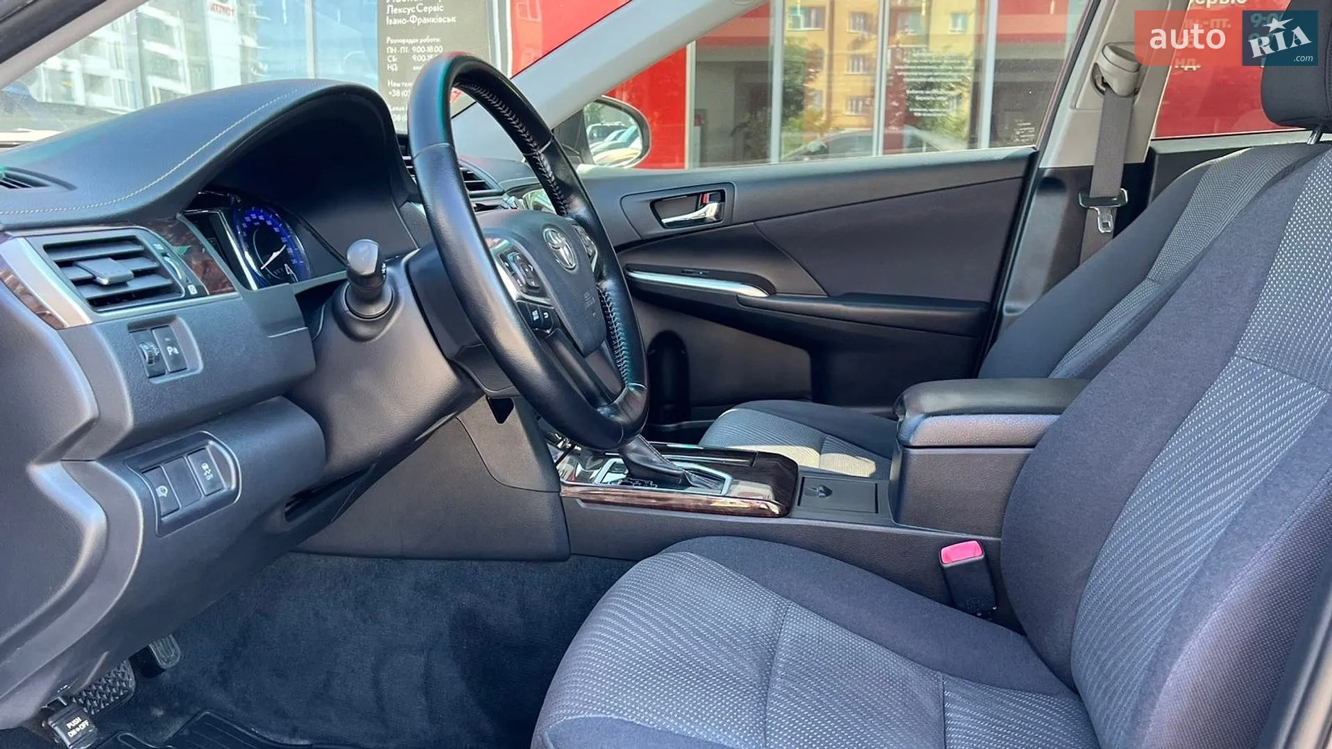 2016 Toyota Camry - мініатюра 16