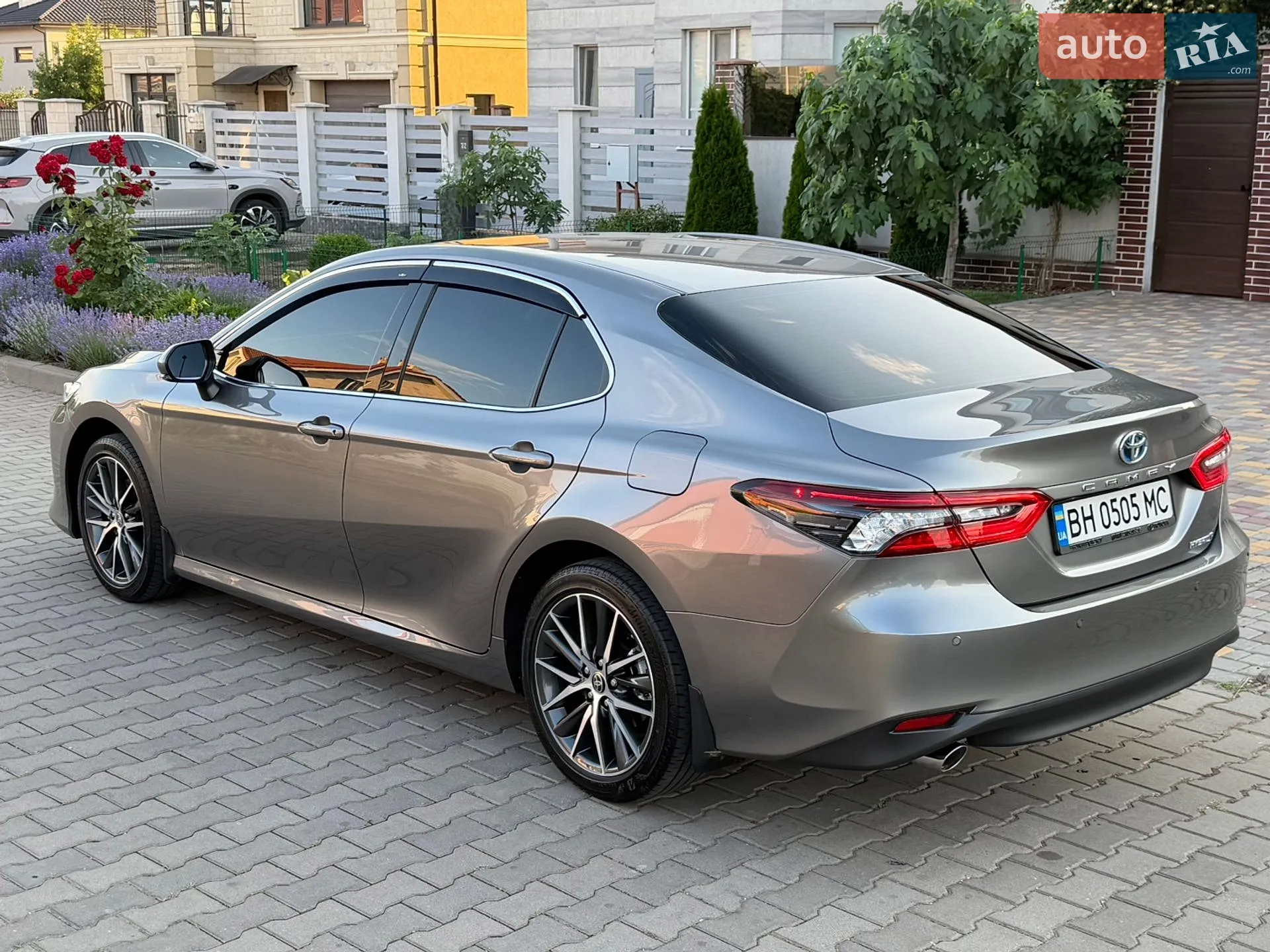 2022 Toyota Camry - мініатюра 24