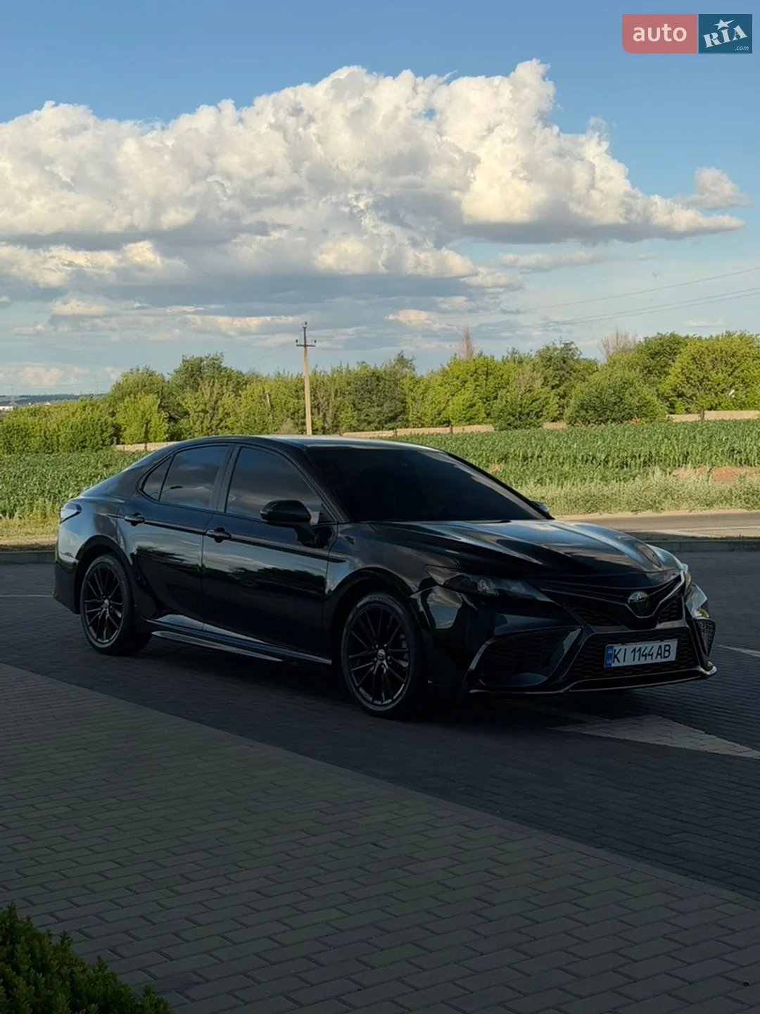 2020 Toyota Camry - мініатюра 2