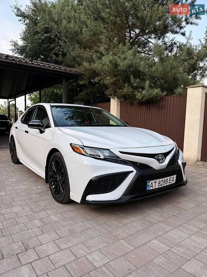 2023 Toyota Camry - мініатюра 17