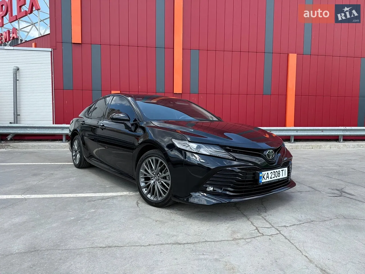 2017 Toyota Camry - мініатюра 30