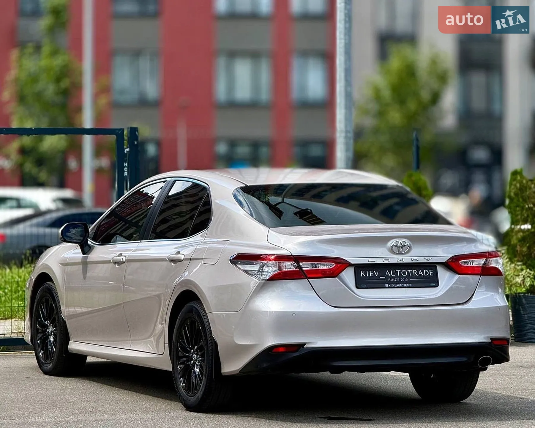2017 Toyota Camry - мініатюра 17