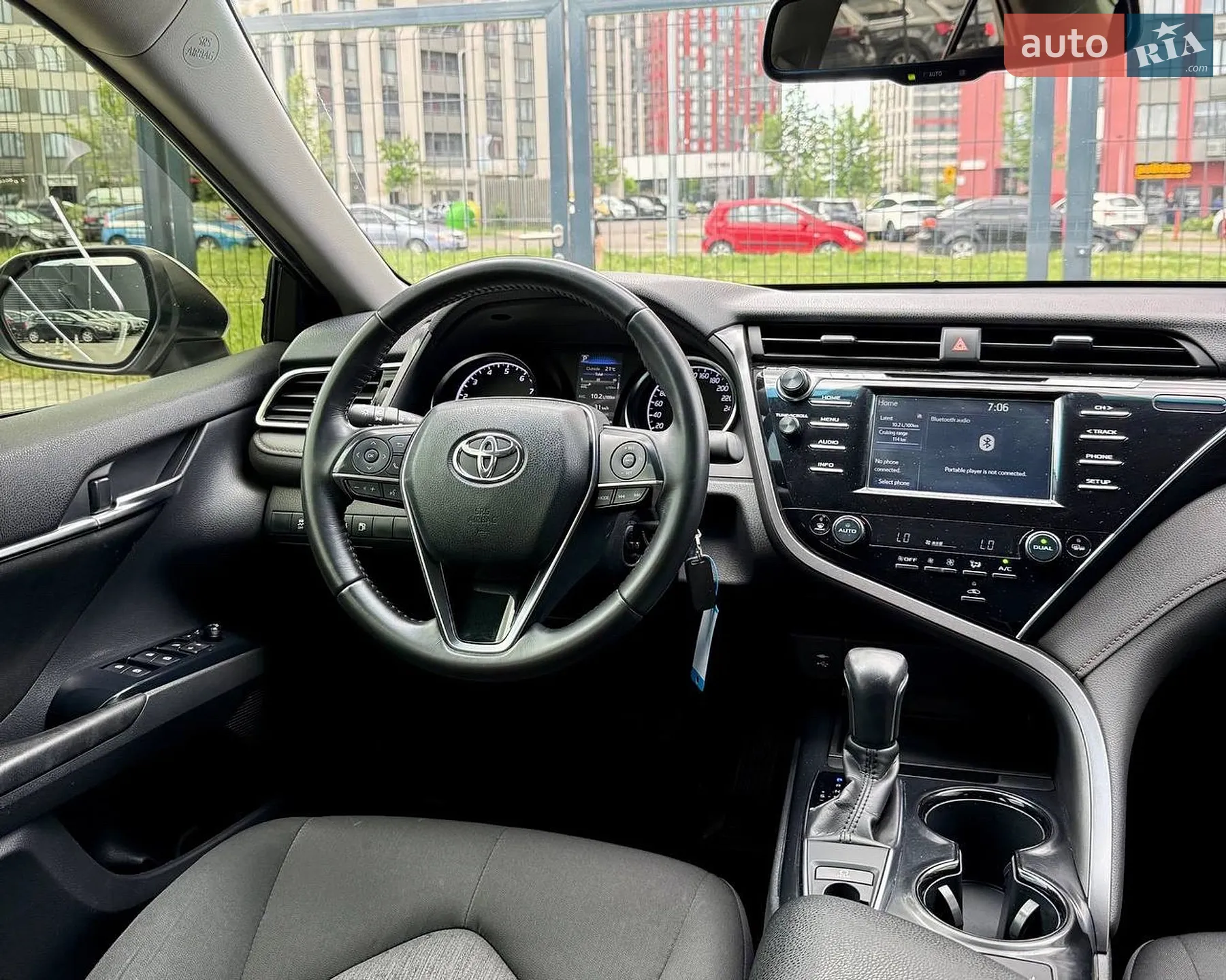 2017 Toyota Camry - мініатюра 19