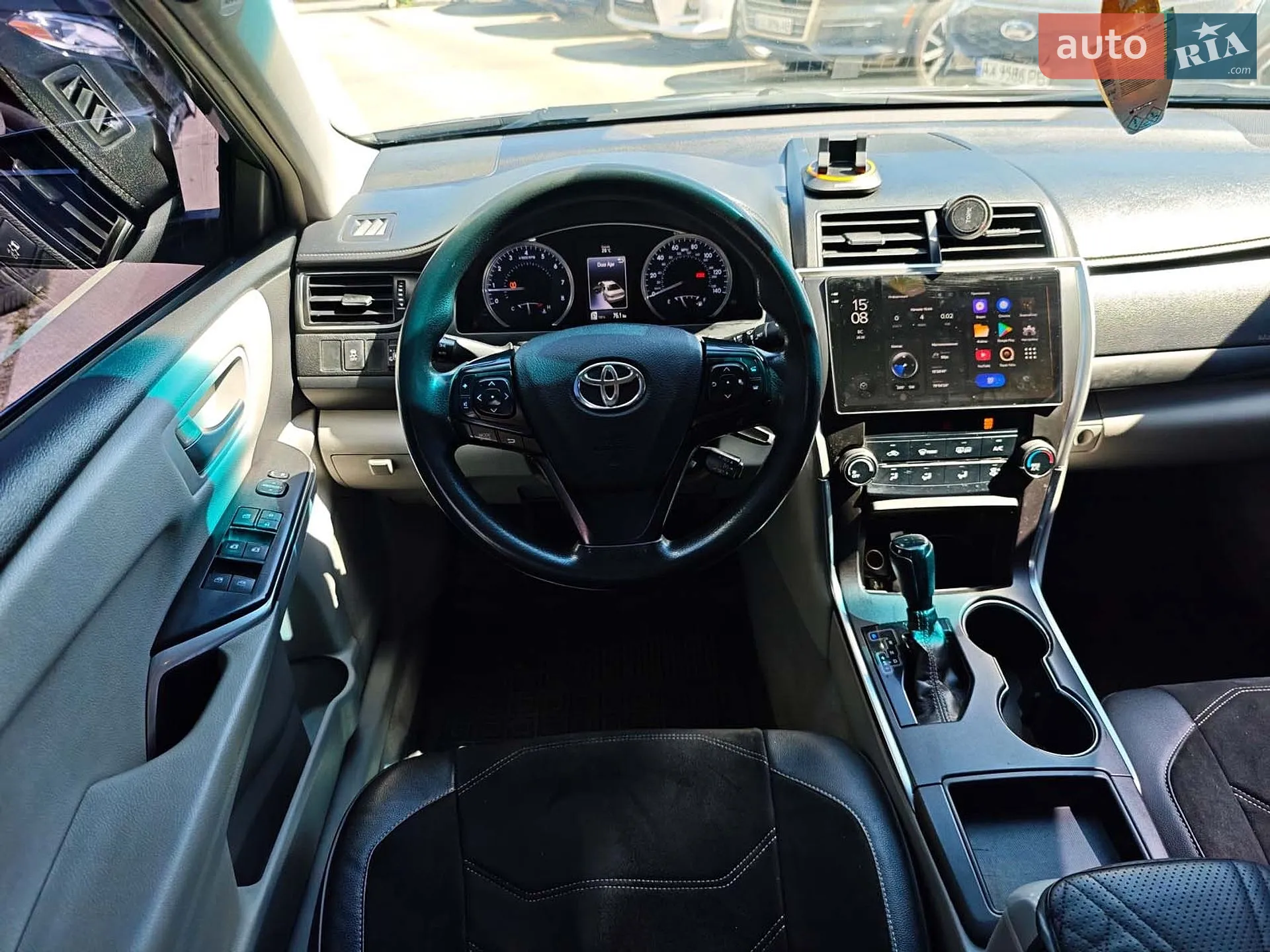 2016 Toyota Camry - мініатюра 15