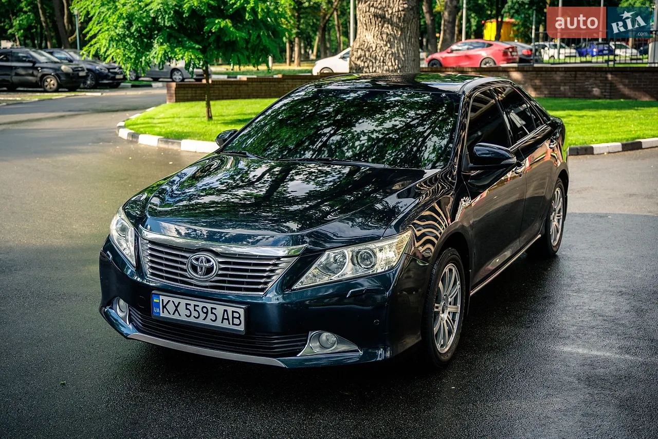 2013 Toyota Camry - мініатюра 21
