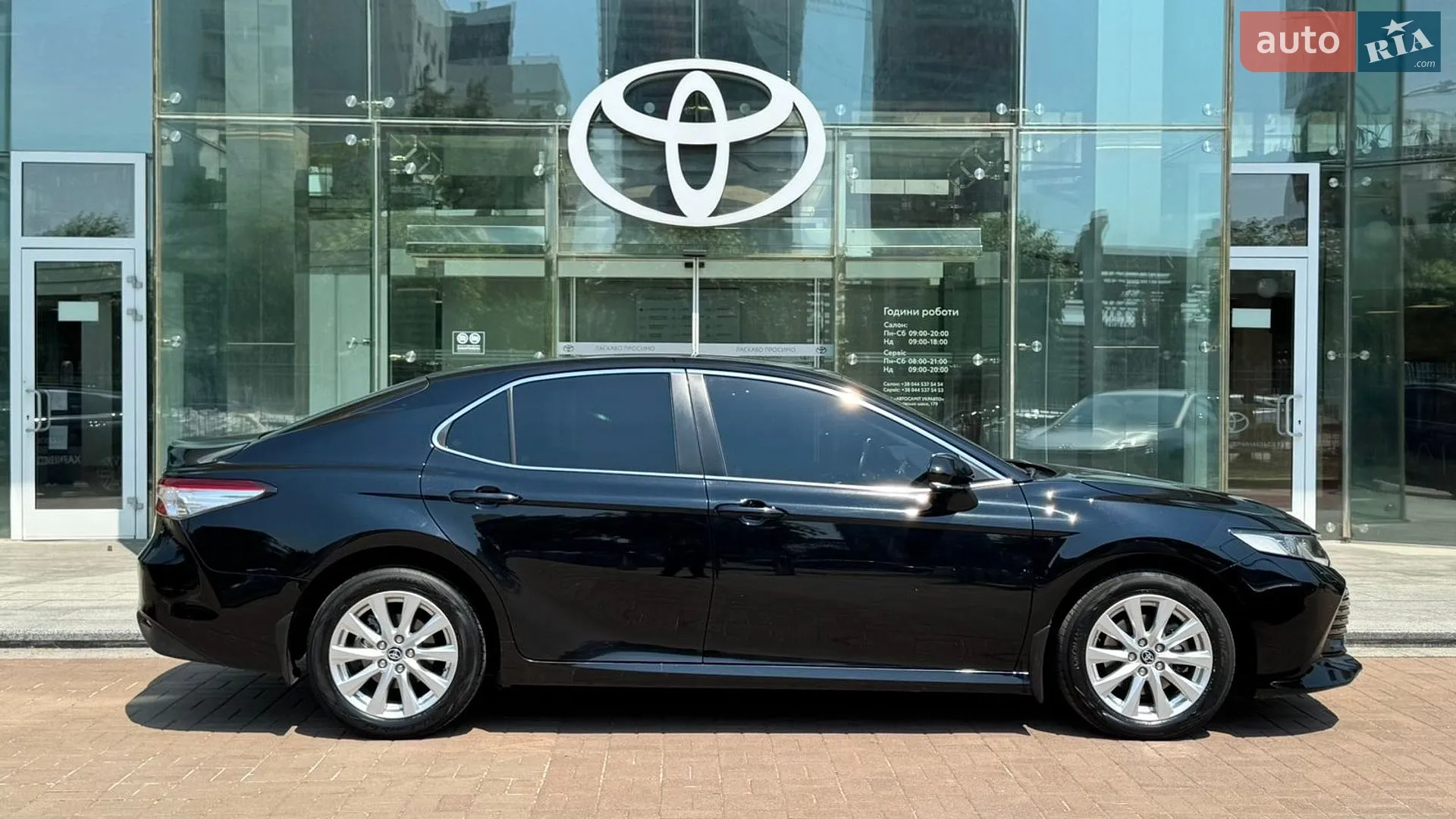 2020 Toyota Camry - мініатюра 16