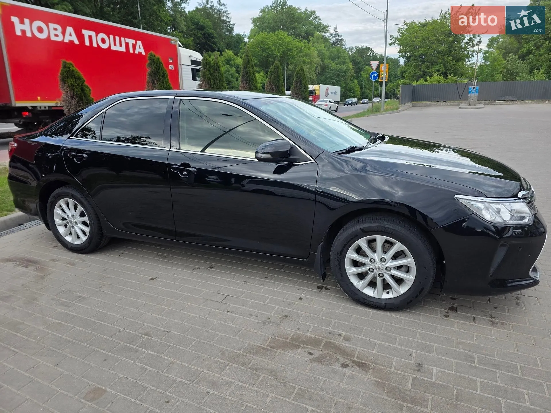 2017 Toyota Camry - мініатюра 3