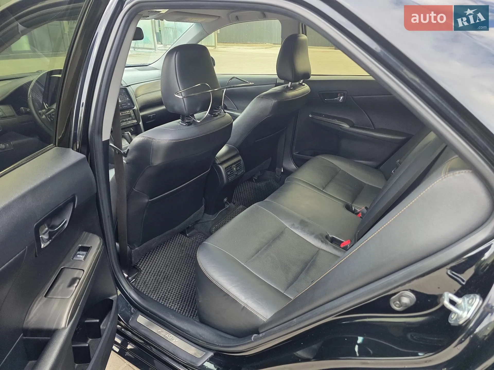 2017 Toyota Camry - мініатюра 12