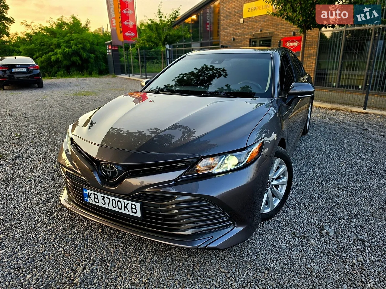 2016 Toyota Camry - мініатюра 17