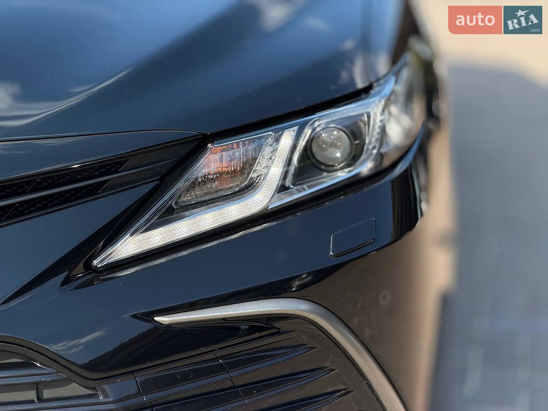 2021 Toyota Camry - мініатюра 3