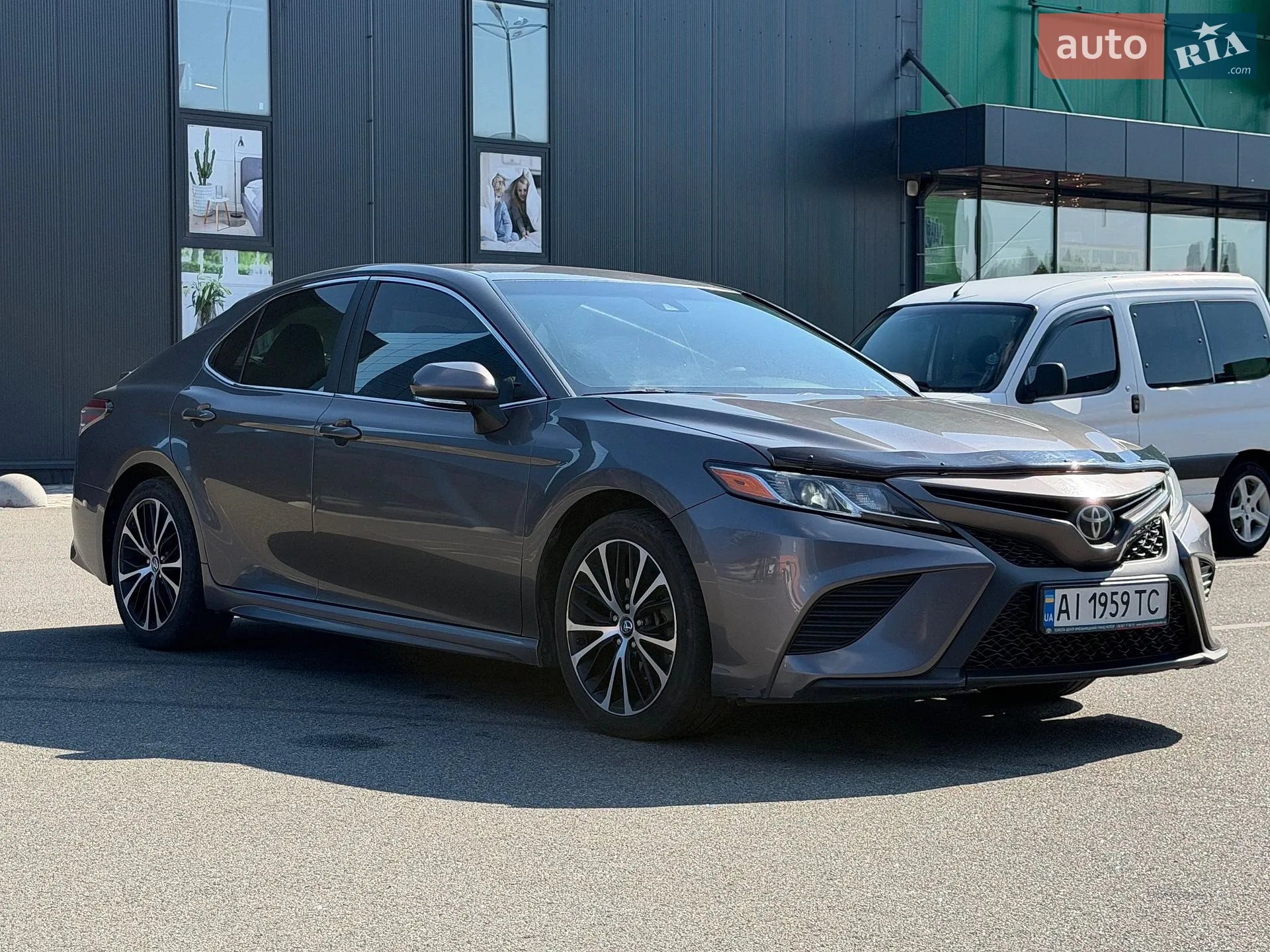 2017 Toyota Camry - мініатюра 2