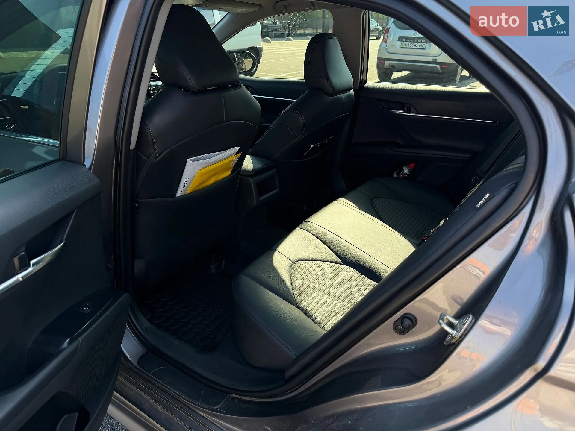 2017 Toyota Camry - мініатюра 12
