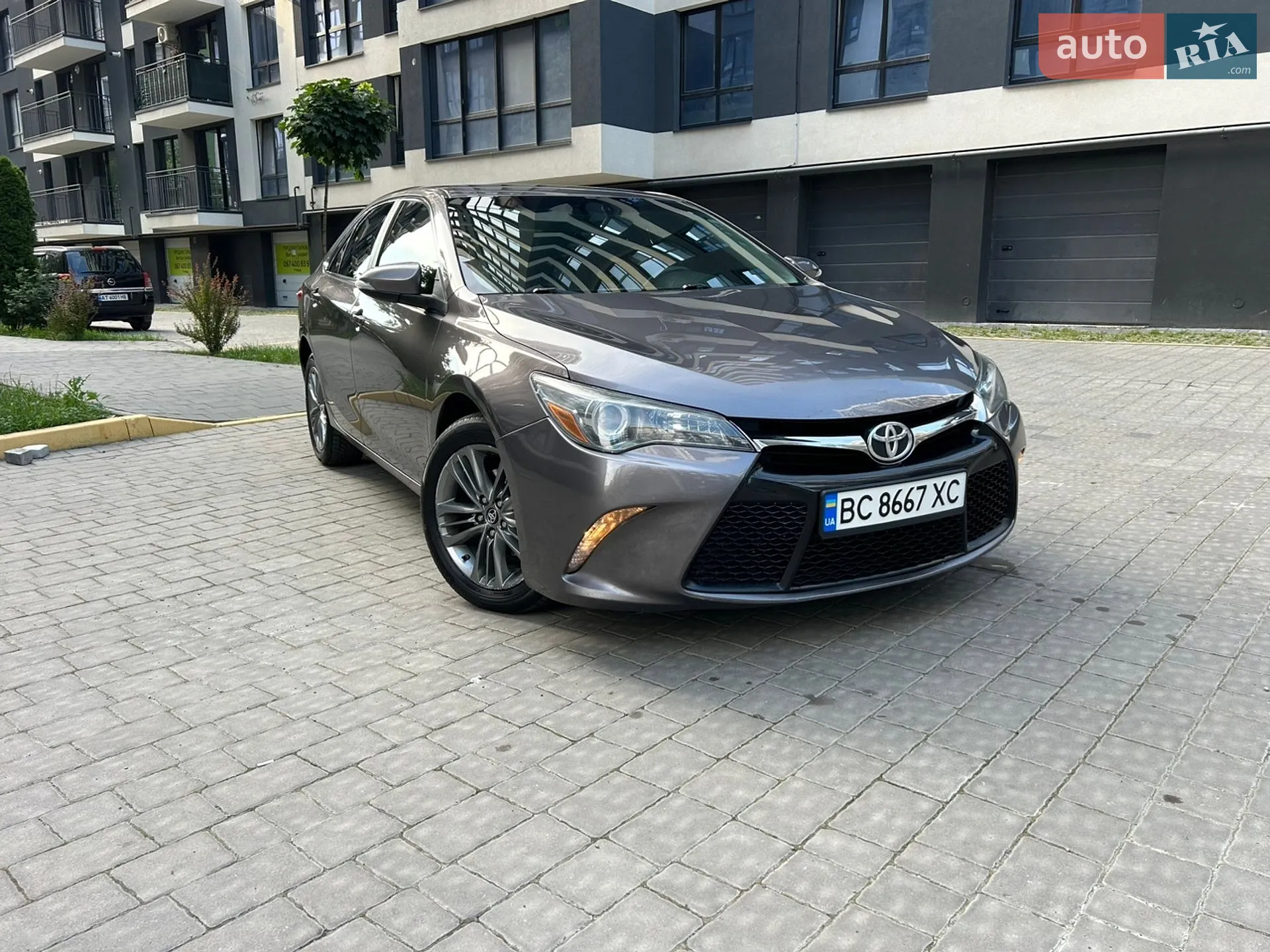 2016 Toyota Camry - фото 1