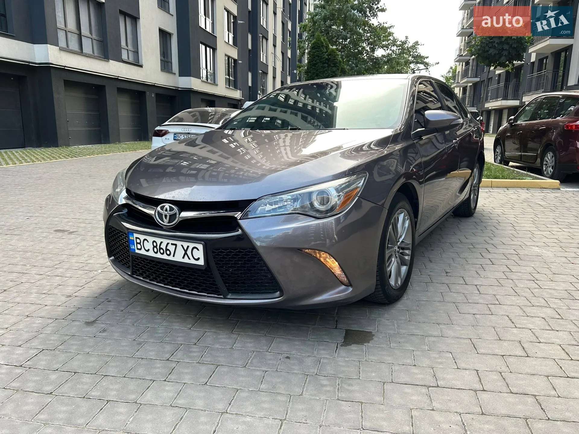 2016 Toyota Camry - мініатюра 9