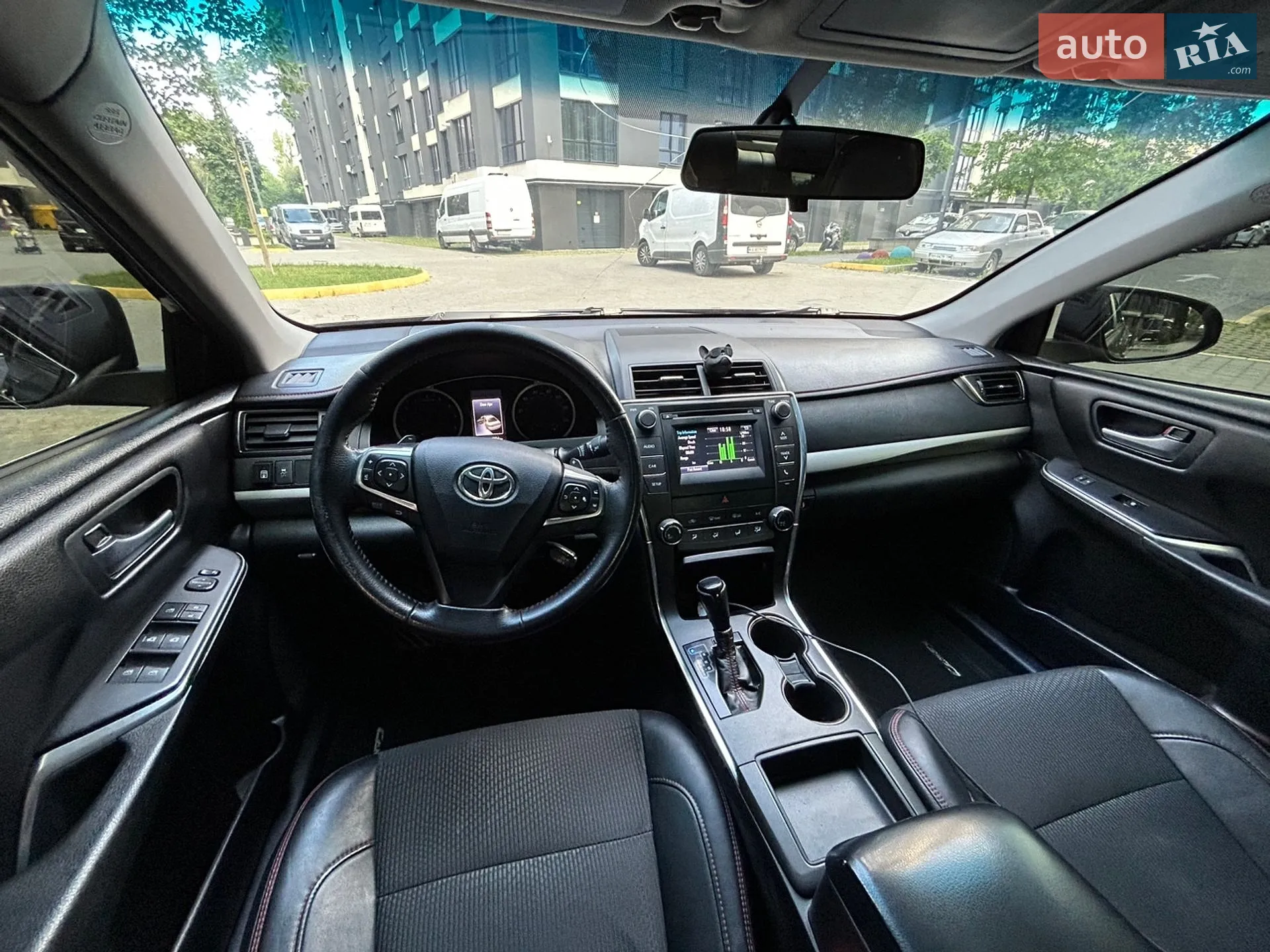 2016 Toyota Camry - мініатюра 30